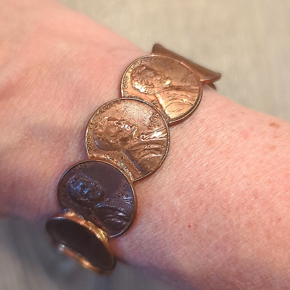 Vintage Copper Penny Handcrafted Cuff - Picture 4 of 5